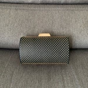 bebe clutch